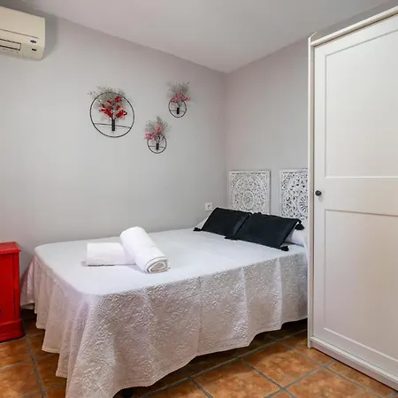 Holiday home 3 Bedroom Stunning In Chiclana De La Fronter Chiclana de la Frontera