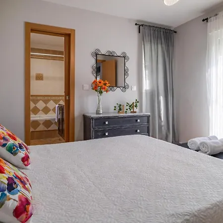 3 Bedroom Stunning In Chiclana De La Fronter Chiclana de la Frontera